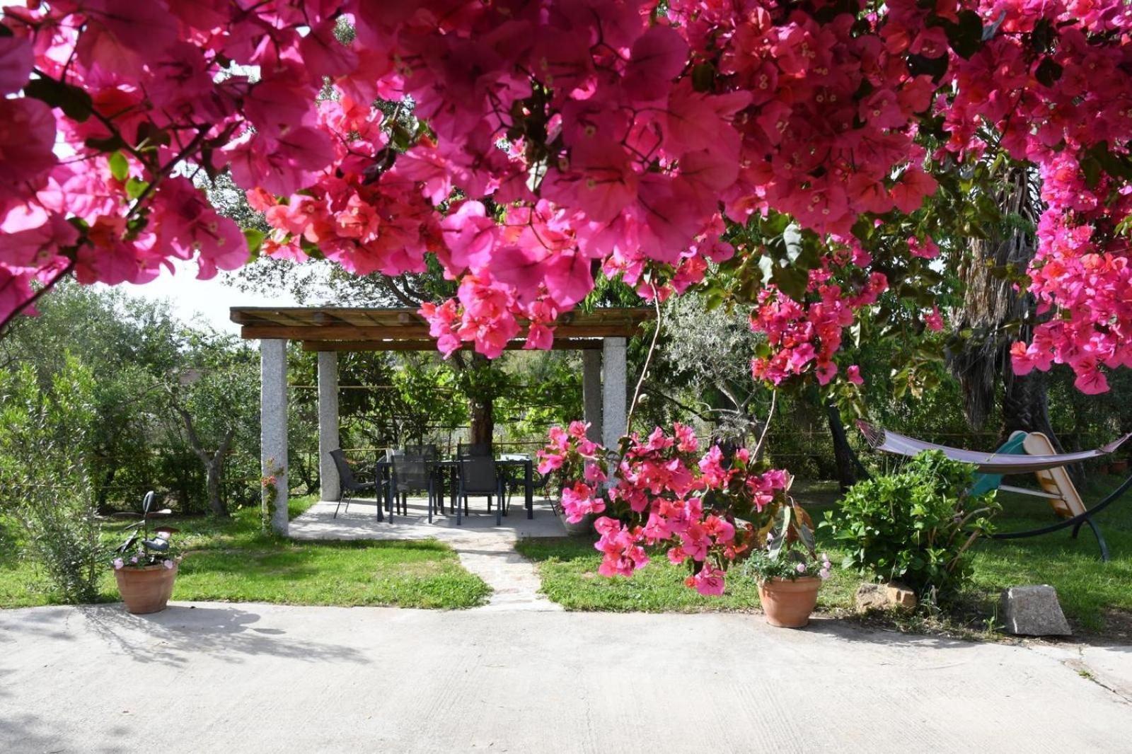 Bent'E Mari Bed & Breakfast Girasole Exterior photo